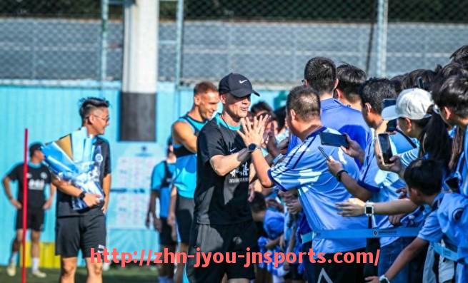 jiuyou九游娱乐-世俱杯比赛主裁与边裁职责划分细则的制定与实践指导